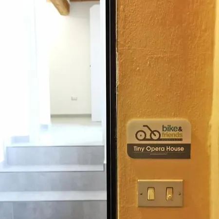 Tiny Opera House Apartment Pesaro Exterior photo